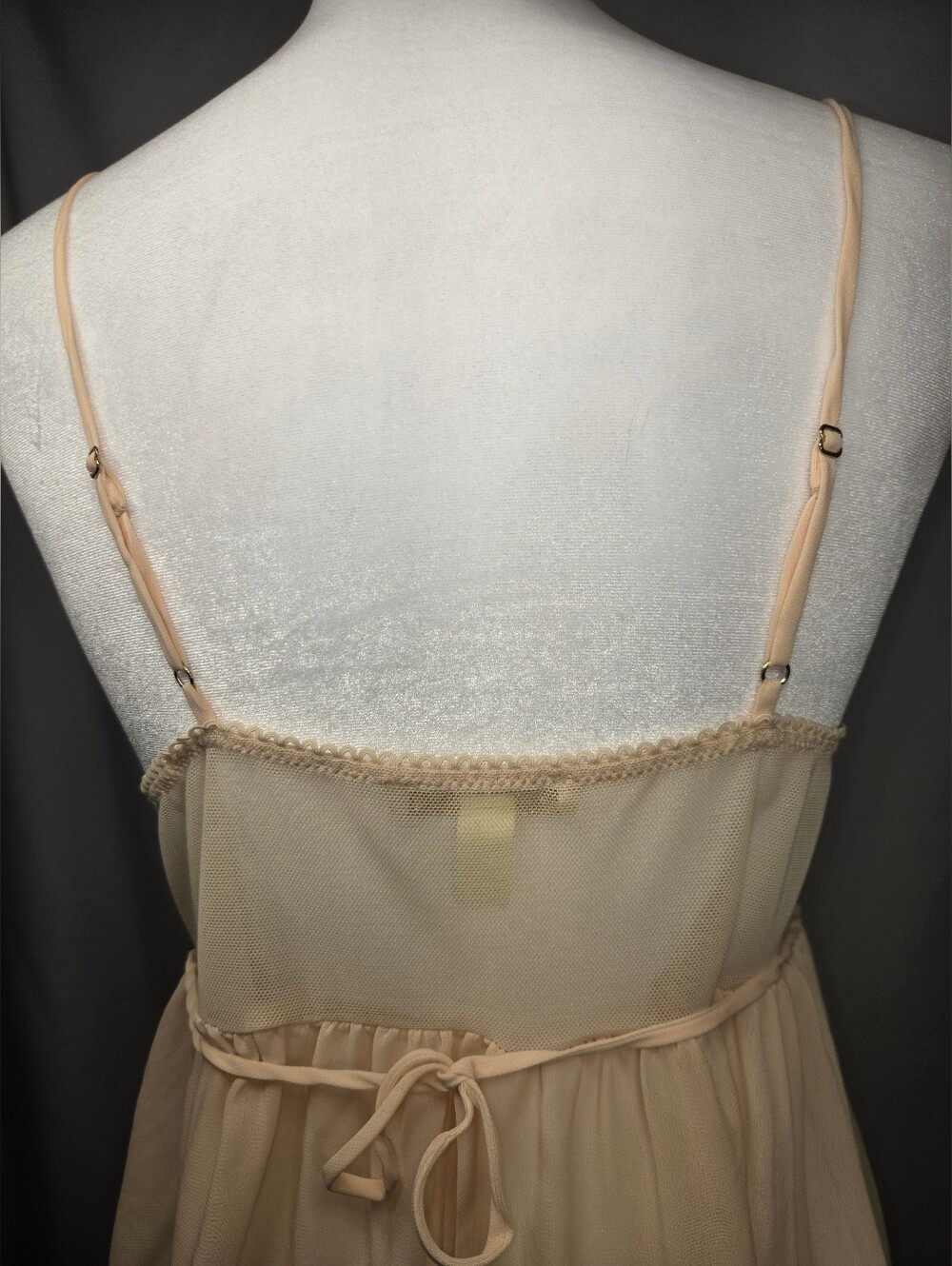 EUC Vintage Flora Nikrooz Sheer Lace Empire Chemise in Peach ~ Medium - Picture 12 of 12
